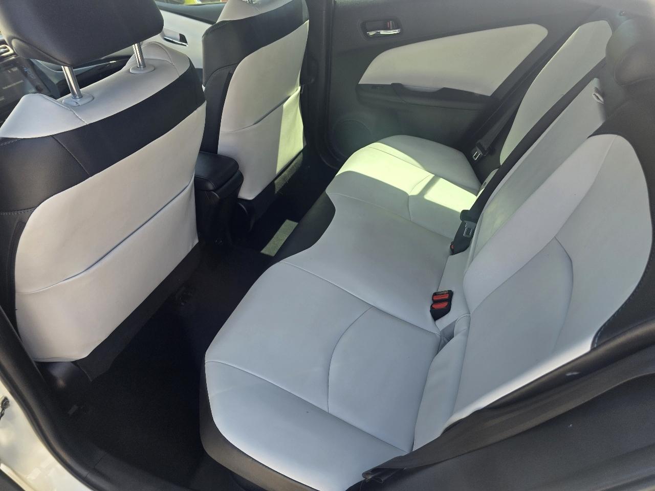 Toyota Prius Four 2016