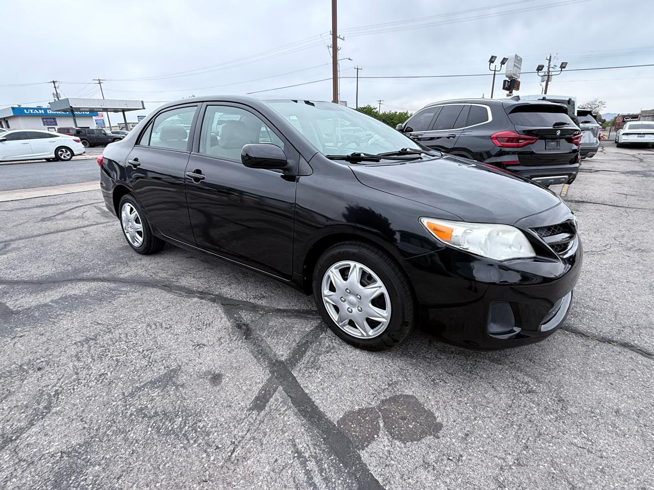Toyota Corolla 4dr Sdn Auto LE (Natl) 2012