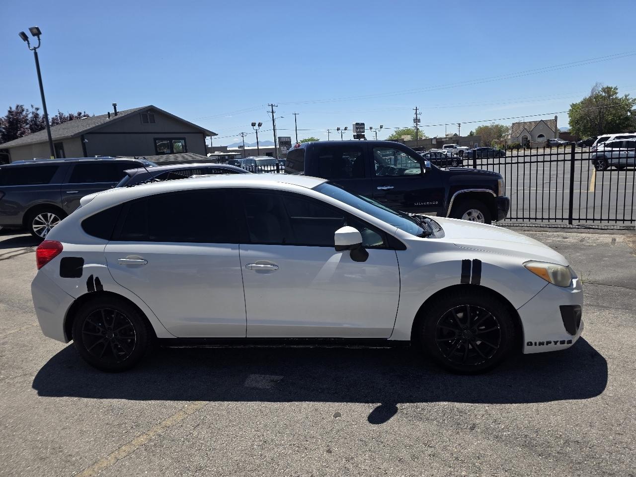 Subaru Impreza Wagon 5dr Auto 2.0i Premium 2012