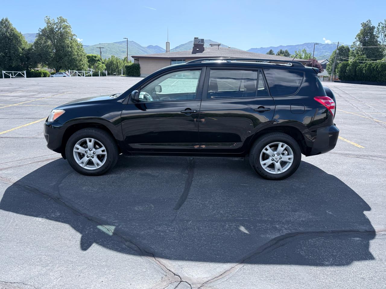 Toyota RAV4 4dr Auto 2012