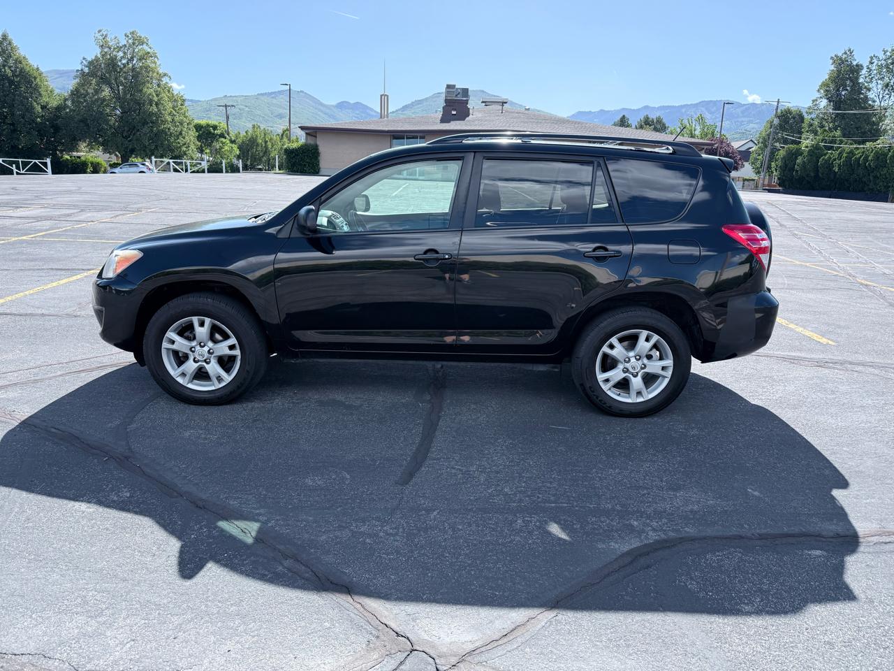 Toyota RAV4 4dr Auto 2012