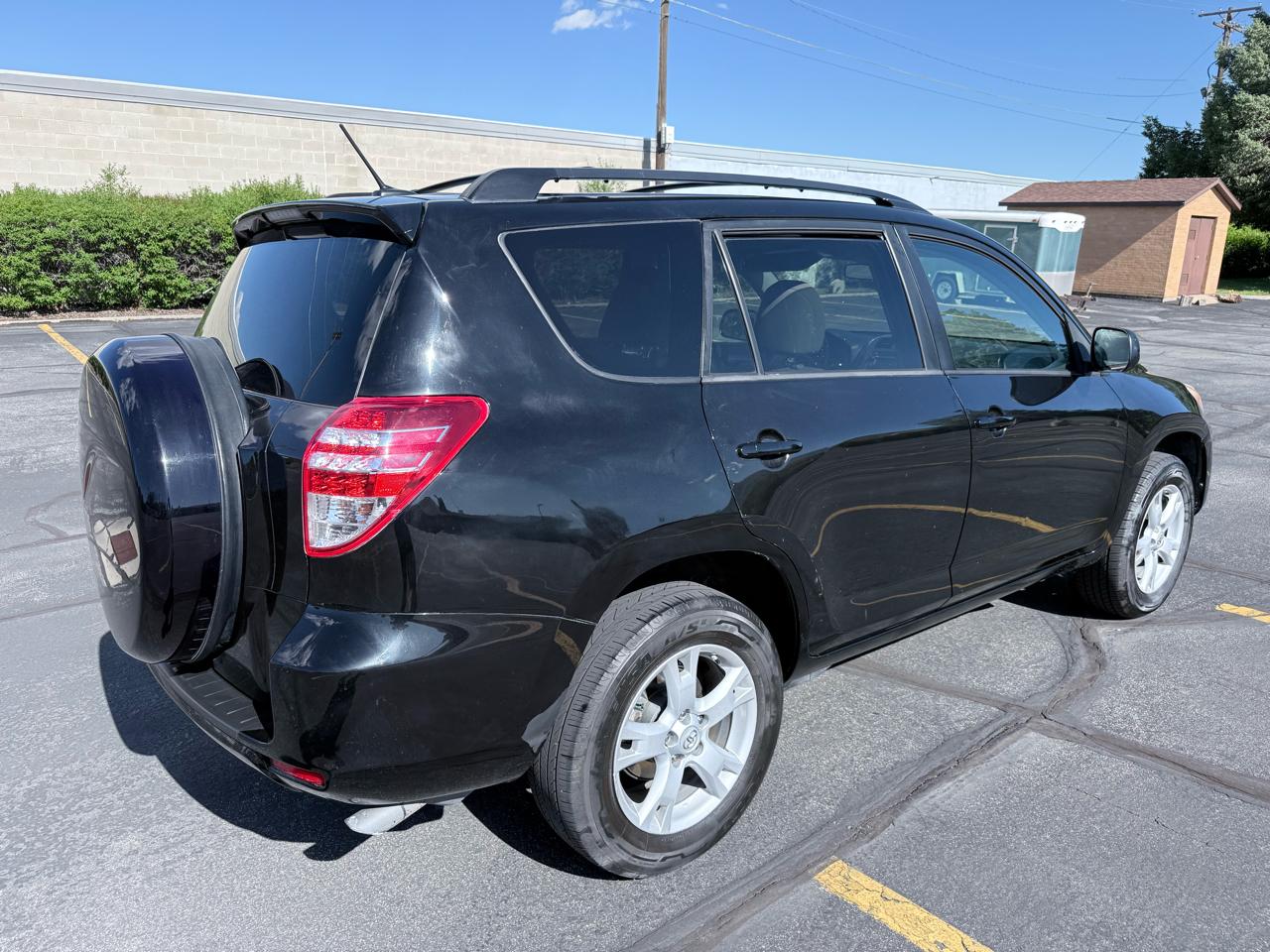Toyota RAV4 4dr Auto 2012