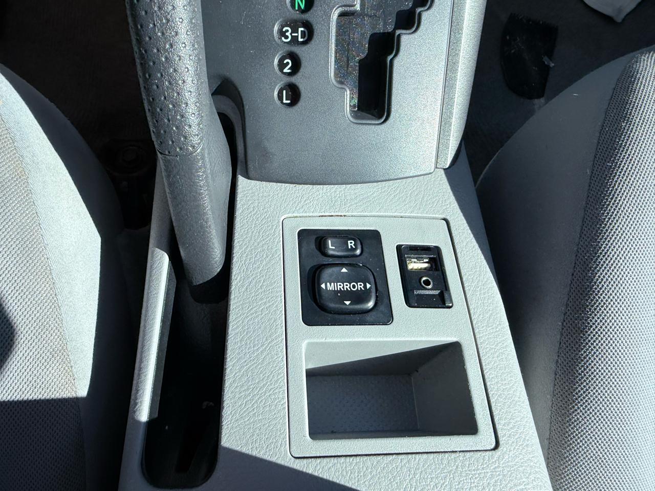 Toyota RAV4 4dr Auto 2012