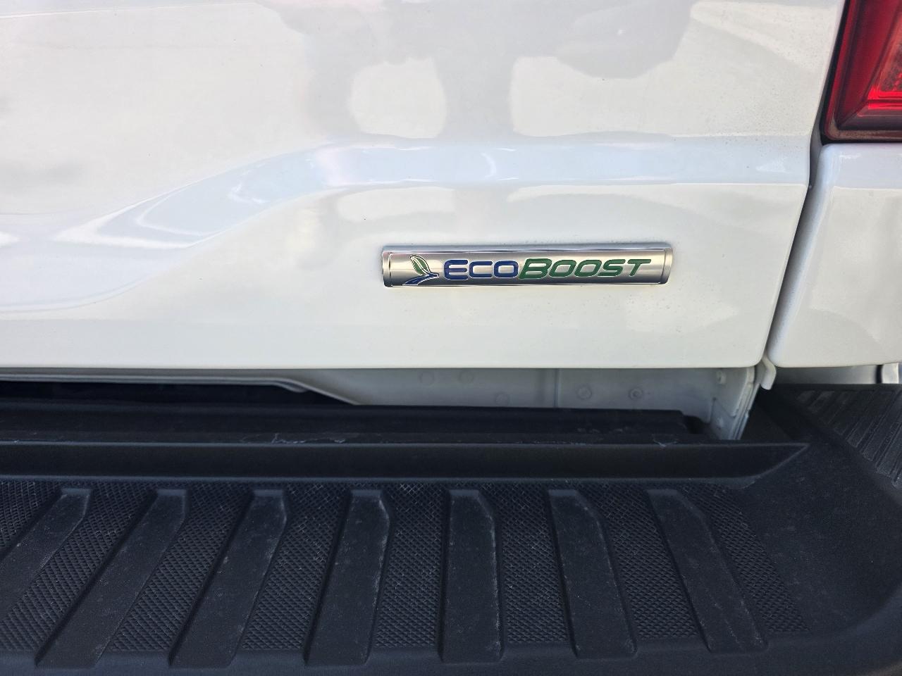 Ford F-150 4WD SuperCrew 145" Lariat 2023