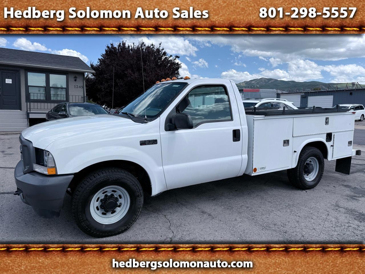 Ford Super Duty F-350 SRW Reg Cab 141" WB 60" CA XLT 2004