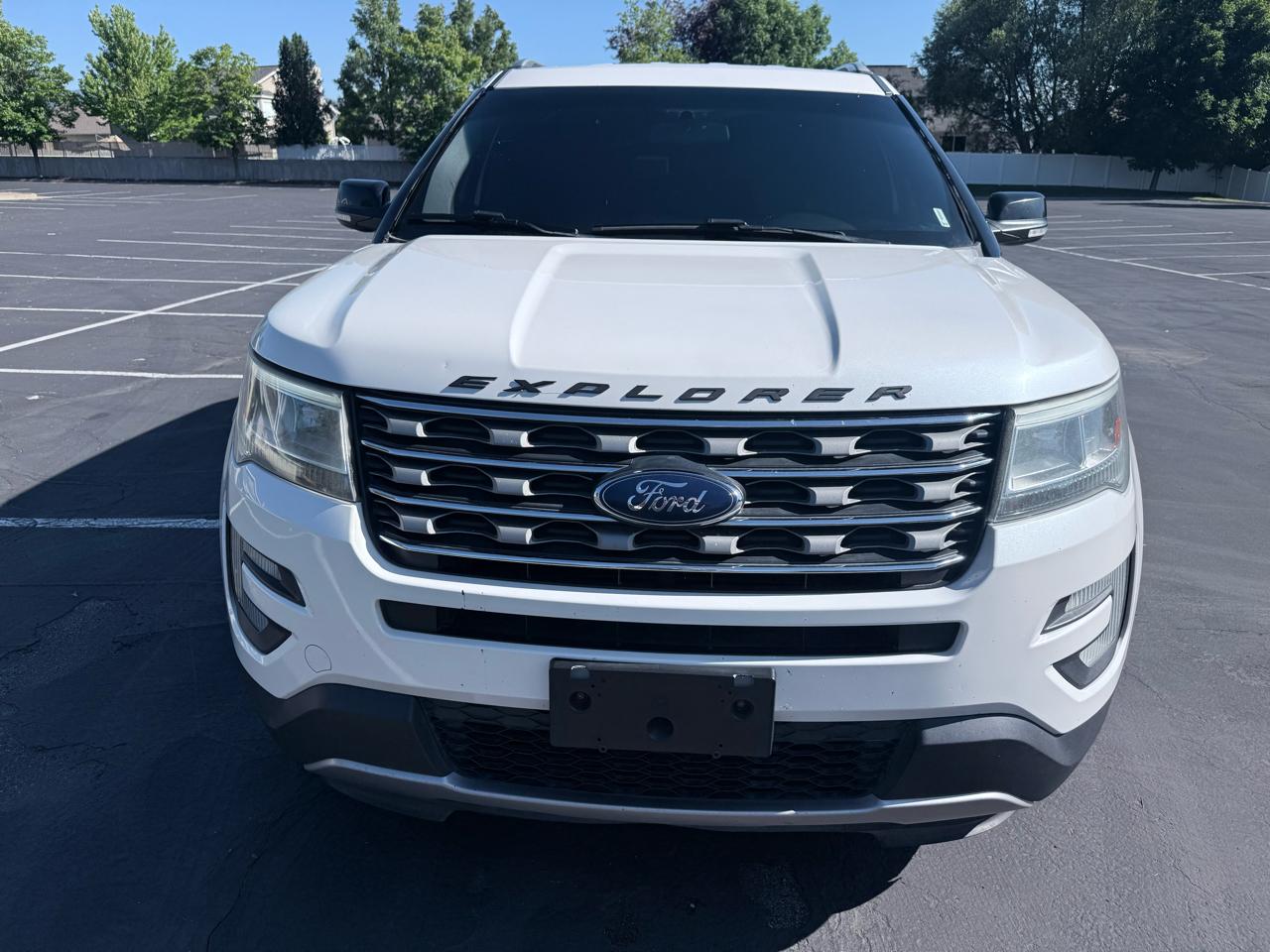 Ford Explorer 4WD 4dr V6 XLT 2017