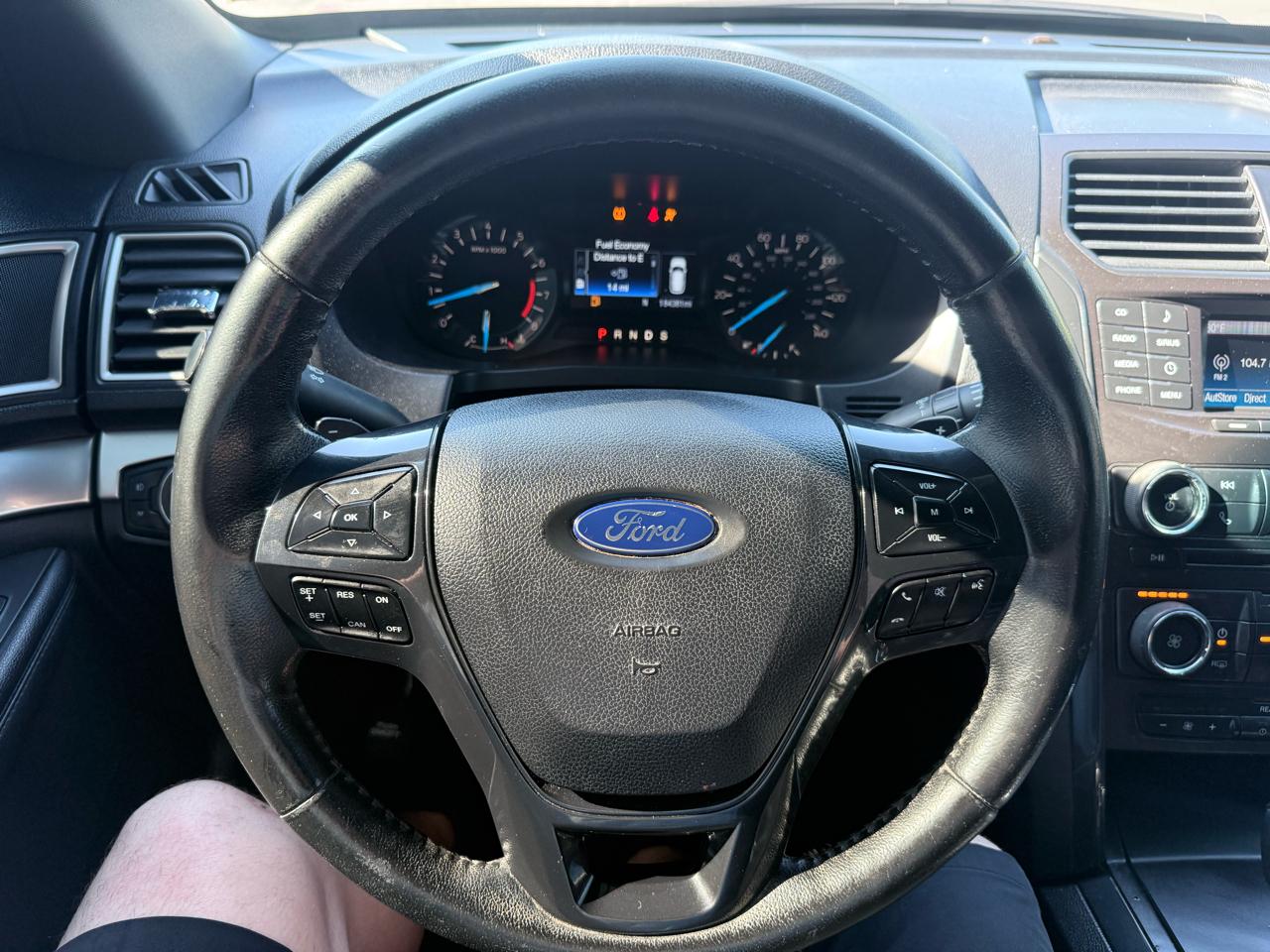 Ford Explorer 4WD 4dr V6 XLT 2017