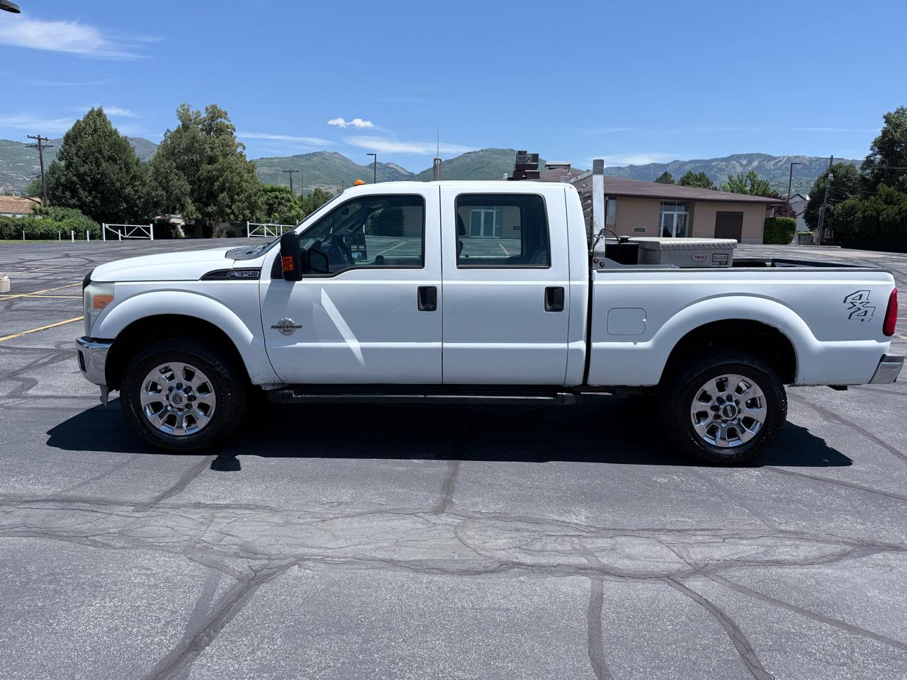 Ford Super Duty F-350 SRW 4WD Crew Cab 172" XLT 2013