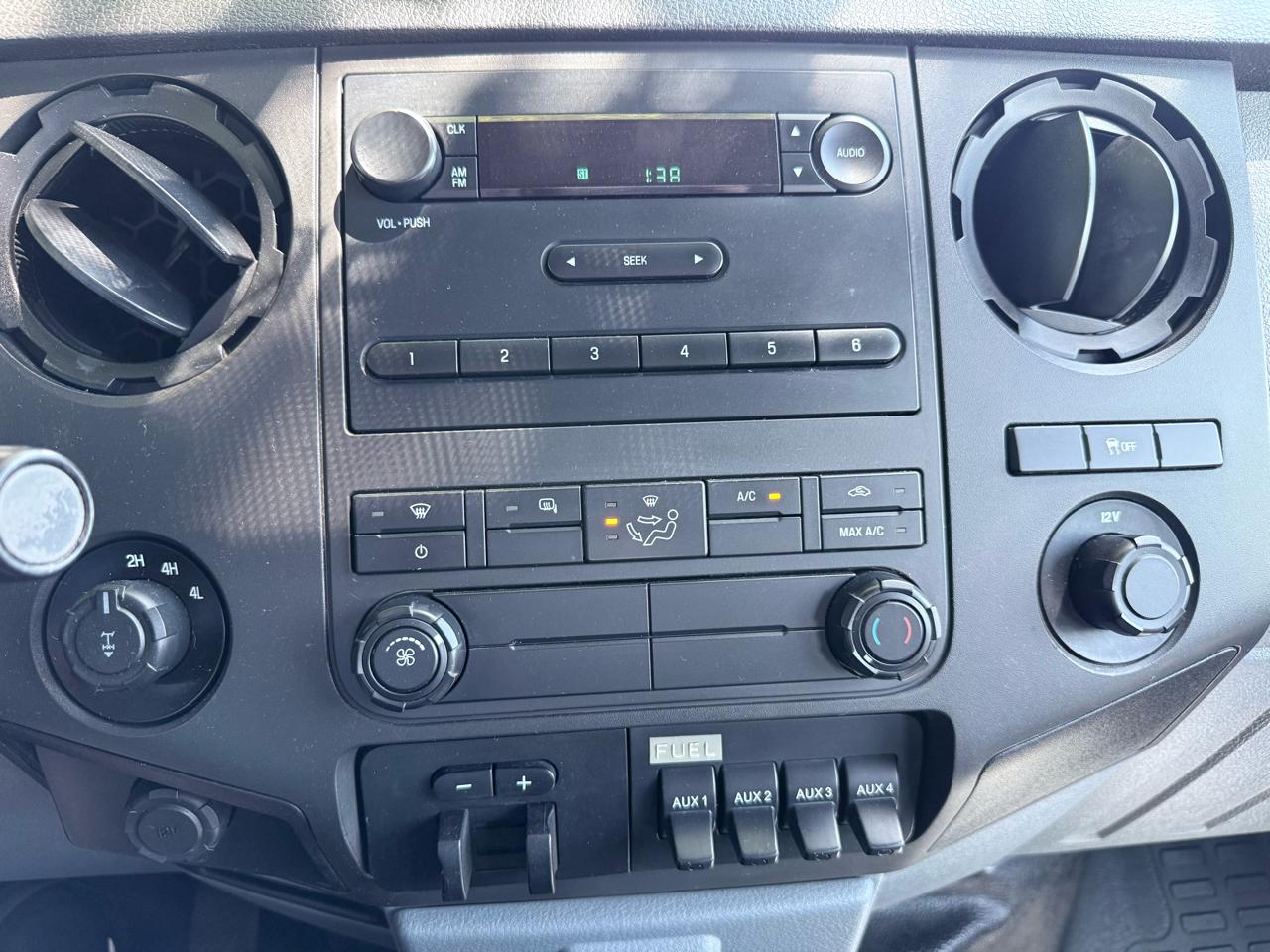 Ford Super Duty F-350 SRW 4WD Crew Cab 172" XLT 2013