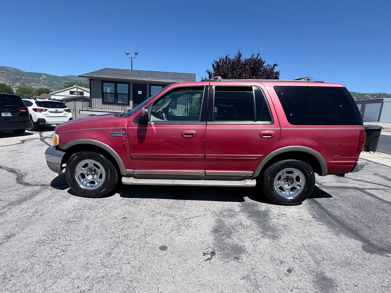 Ford Expedition 119" WB Eddie Bauer 4WD 2000