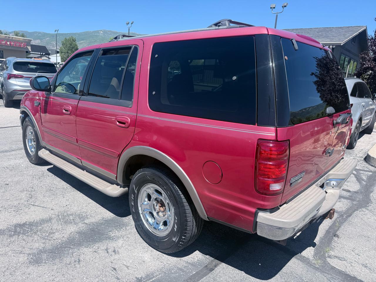 Ford Expedition 119" WB Eddie Bauer 4WD 2000