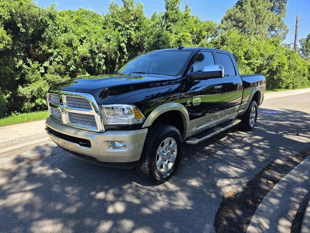 RAM 2500 4WD Crew Cab 149" Longhorn 2015