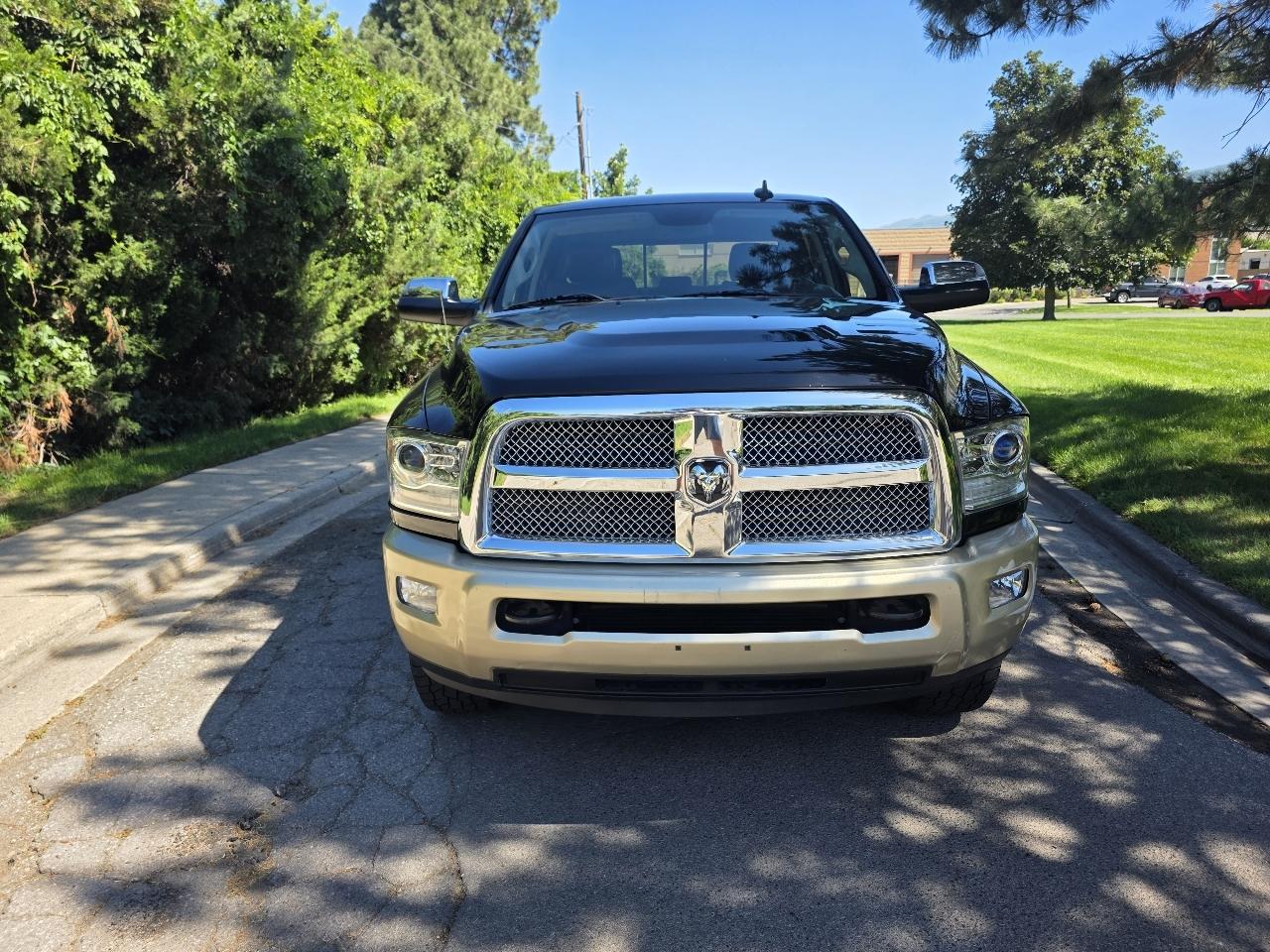 RAM 2500 4WD Crew Cab 149" Longhorn 2015