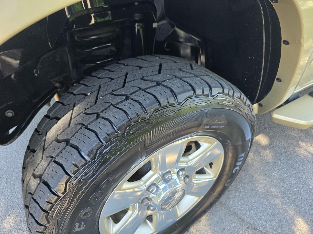 RAM 2500 4WD Crew Cab 149" Longhorn 2015