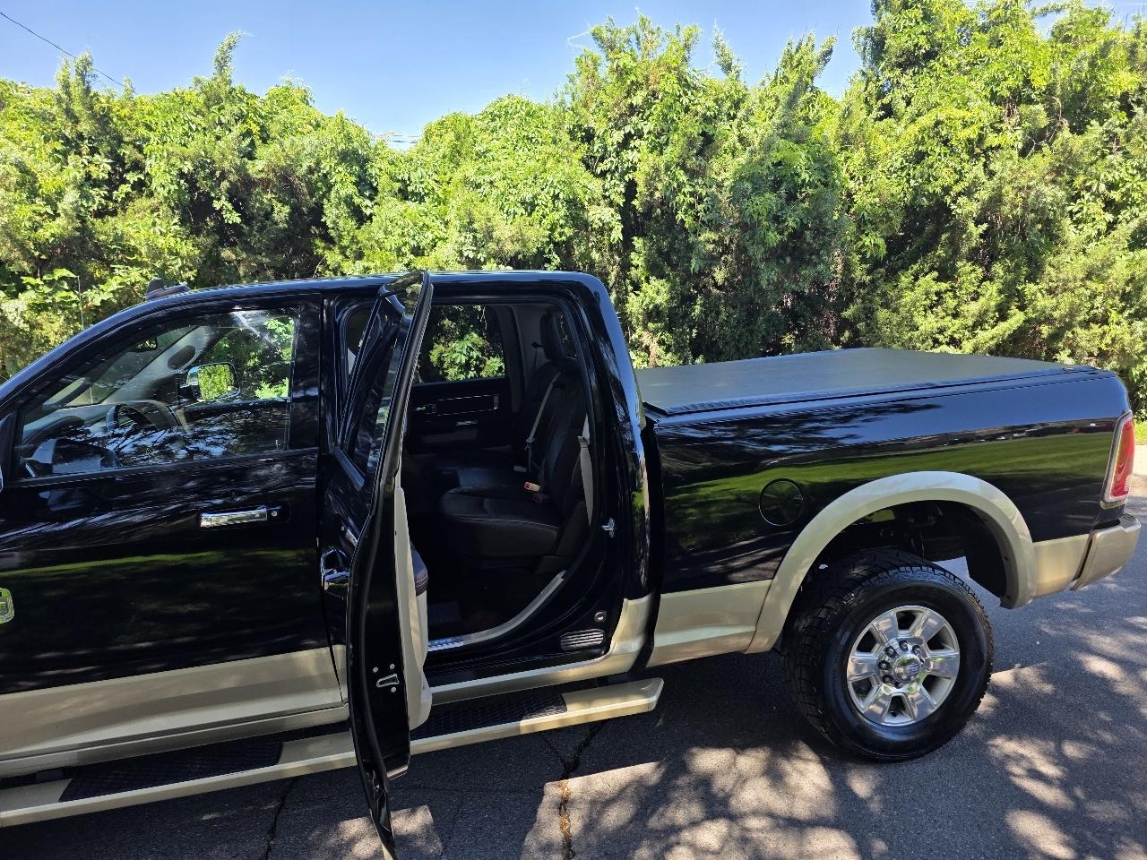 RAM 2500 4WD Crew Cab 149" Longhorn 2015