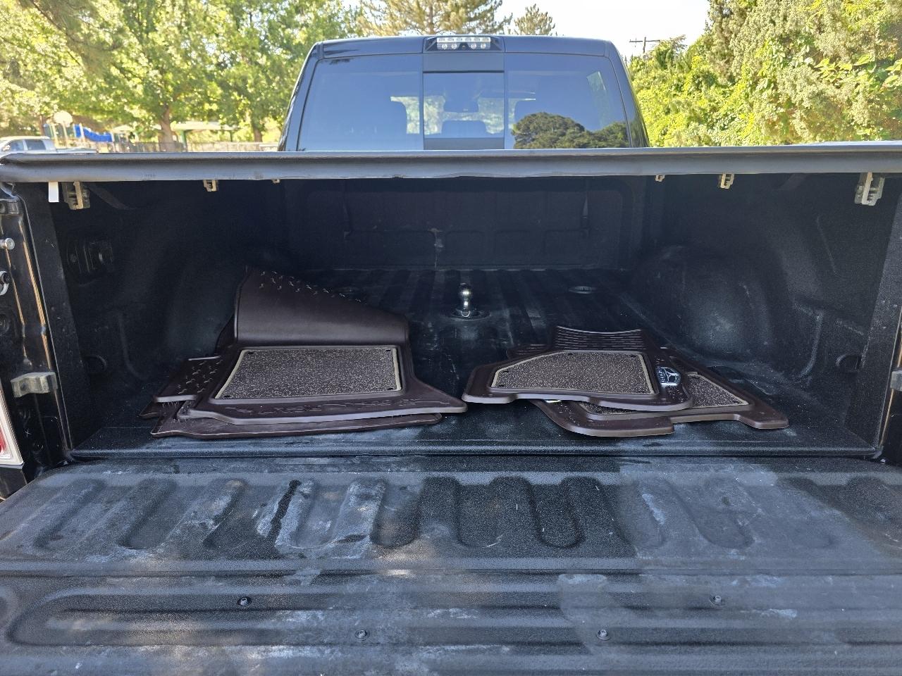 RAM 2500 4WD Crew Cab 149" Longhorn 2015