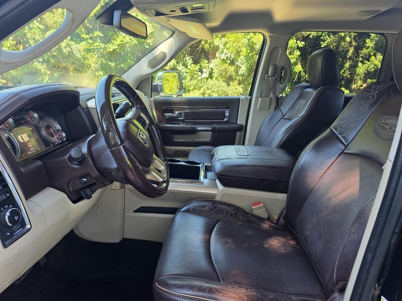 RAM 2500 4WD Crew Cab 149" Longhorn 2015