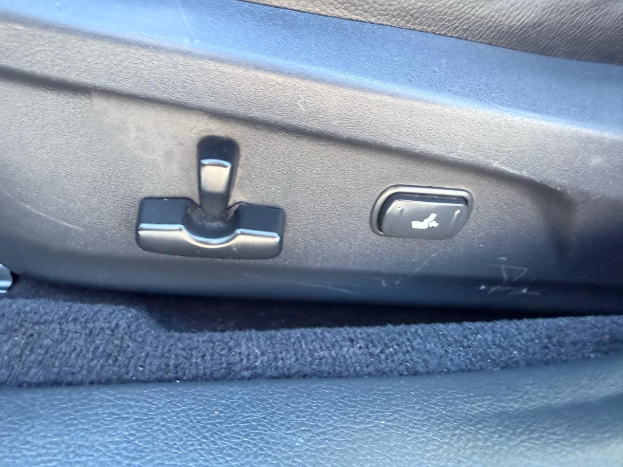 Subaru Outback 4dr Wgn H4 Auto 2.5i Limited Pwr Moon 2011