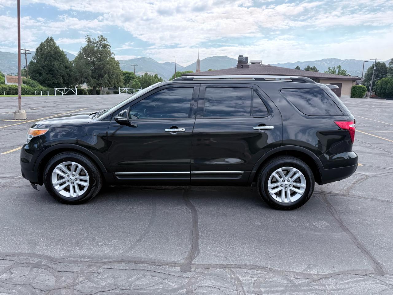 Ford Explorer 4dr XLT 2014