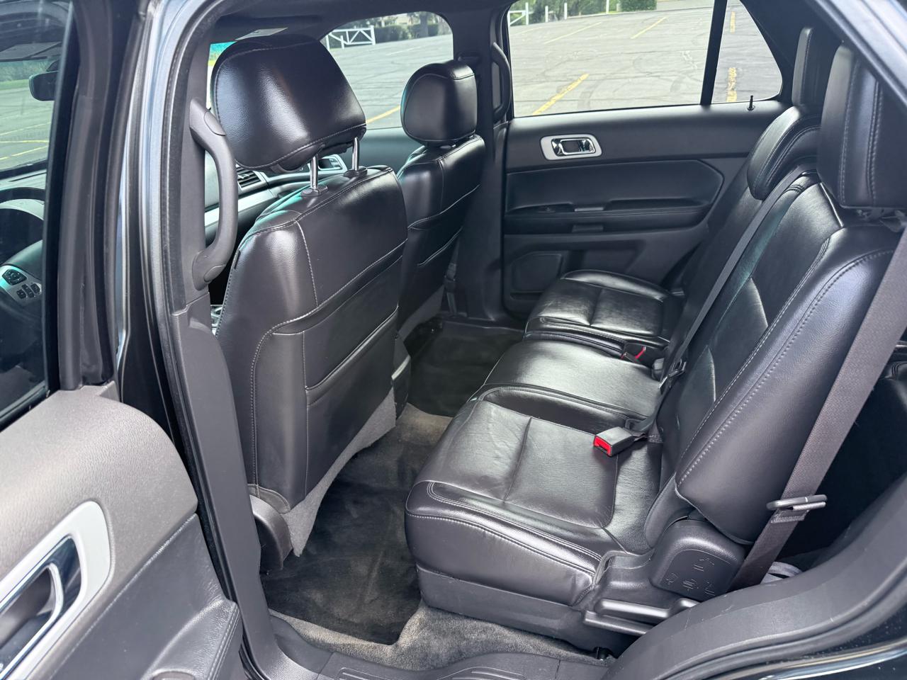 Ford Explorer 4dr XLT 2014