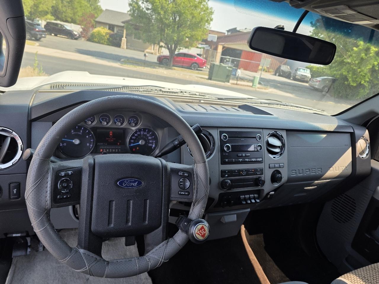 Ford Super Duty F-250 SRW 4WD SuperCab 142" Lariat 2015