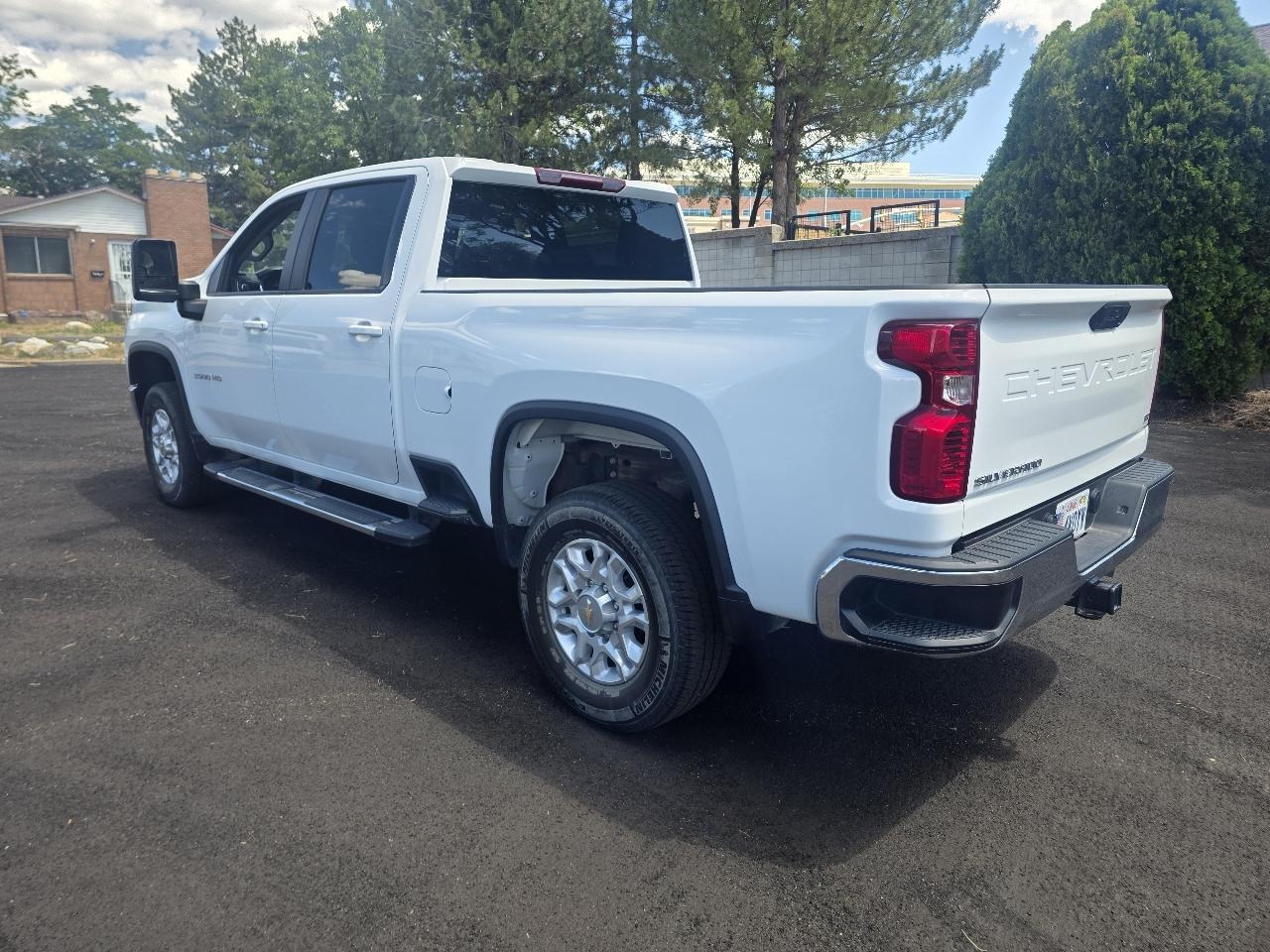 Chevrolet Silverado 3500HD 4WD Crew Cab 159" LT 2023