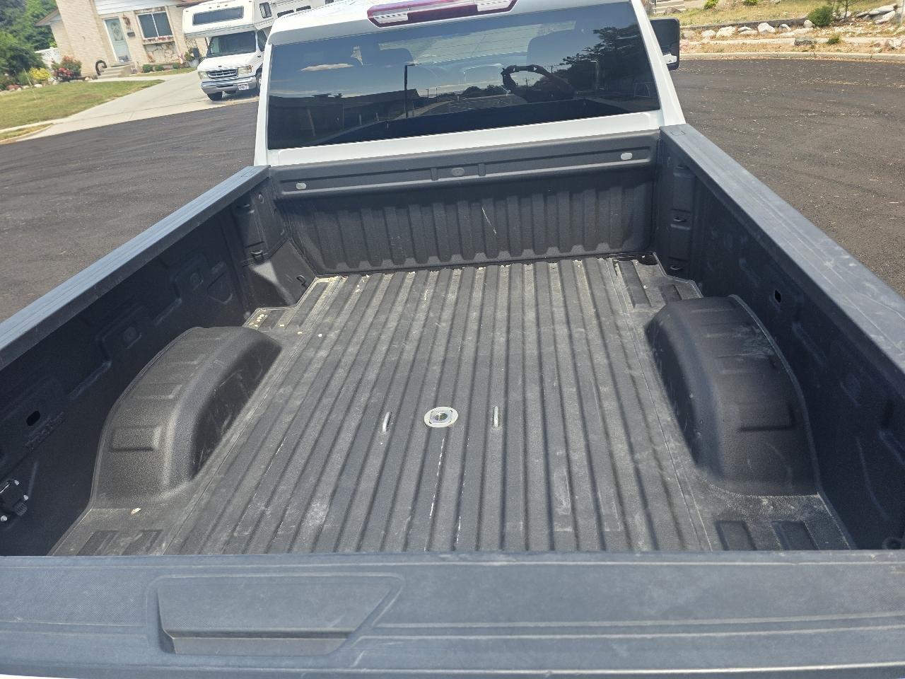 Chevrolet Silverado 3500HD 4WD Crew Cab 159" LT 2023