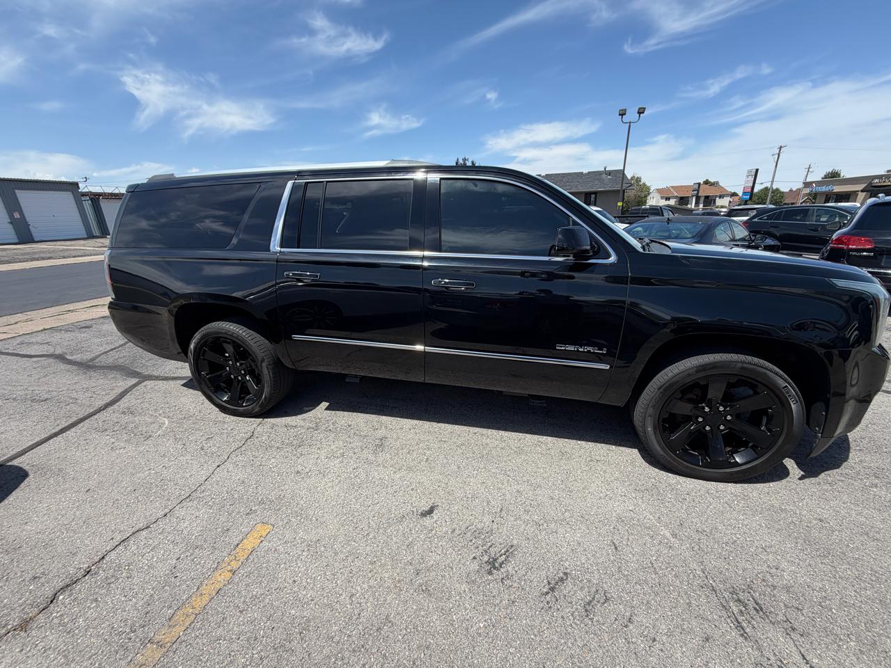 GMC Yukon XL 4WD 4dr Denali 2015