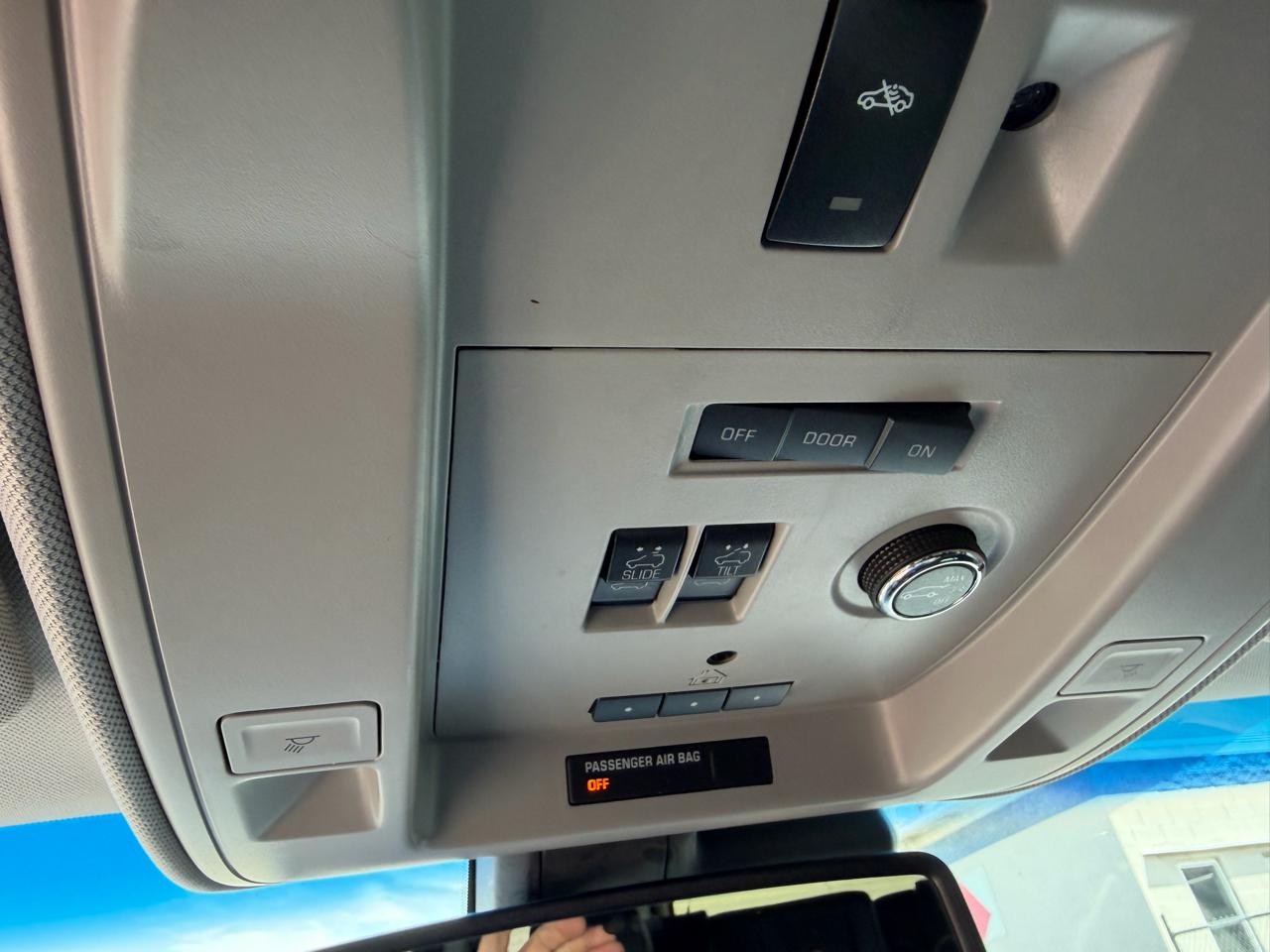 GMC Yukon XL 4WD 4dr Denali 2015
