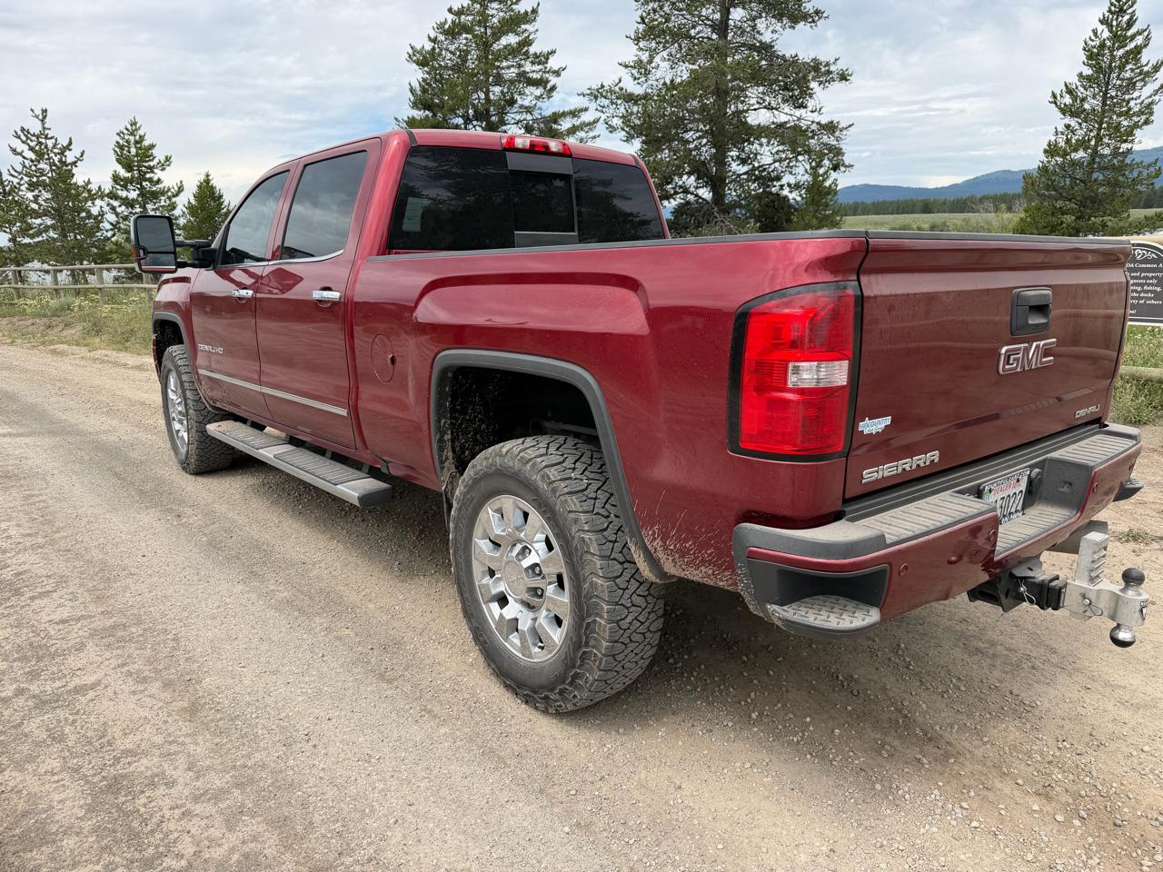 GMC Sierra 2500HD 4WD Crew Cab 153.7" Denali 2019