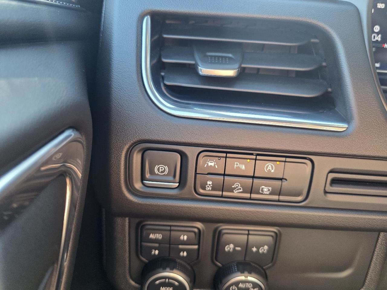 Chevrolet Tahoe 4WD 4dr Z71 2023