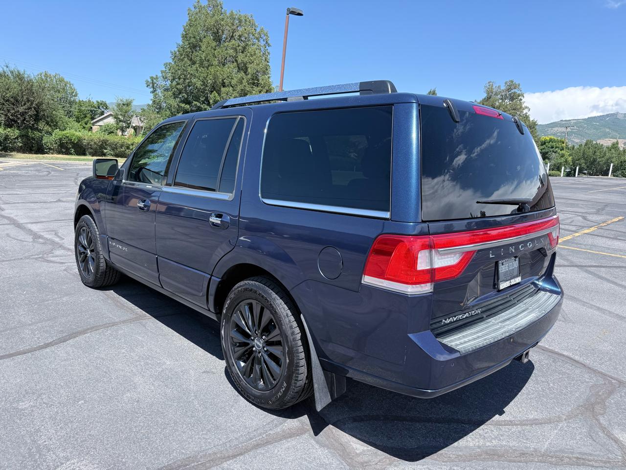 Lincoln Navigator 4WD 4dr 2015