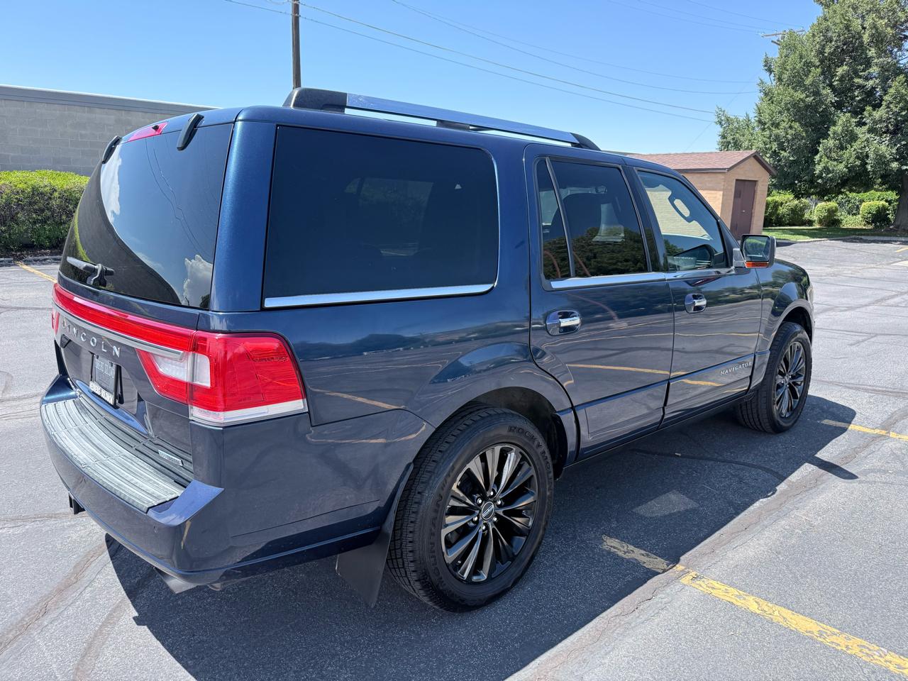 Lincoln Navigator 4WD 4dr 2015