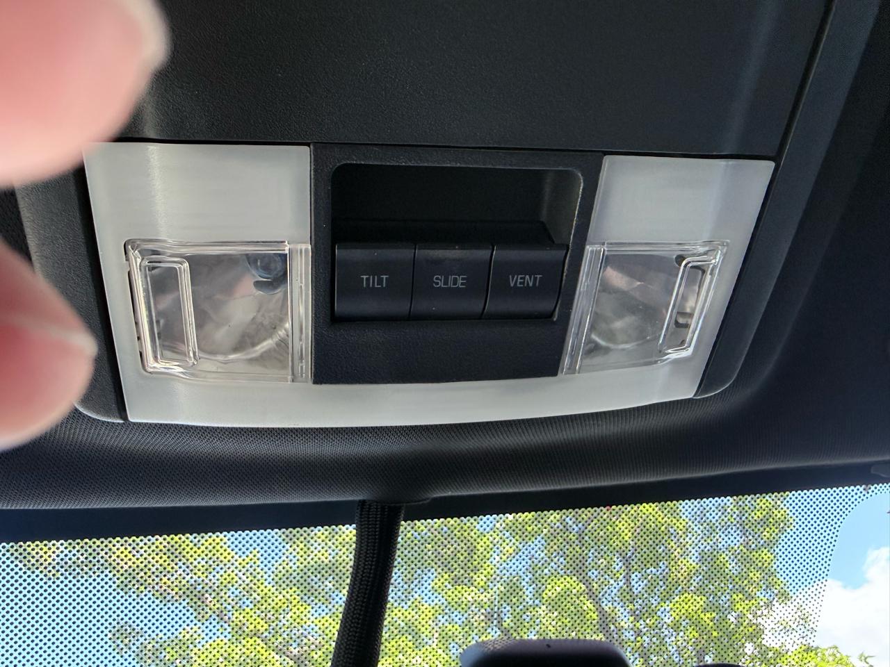 Lincoln Navigator 4WD 4dr 2015