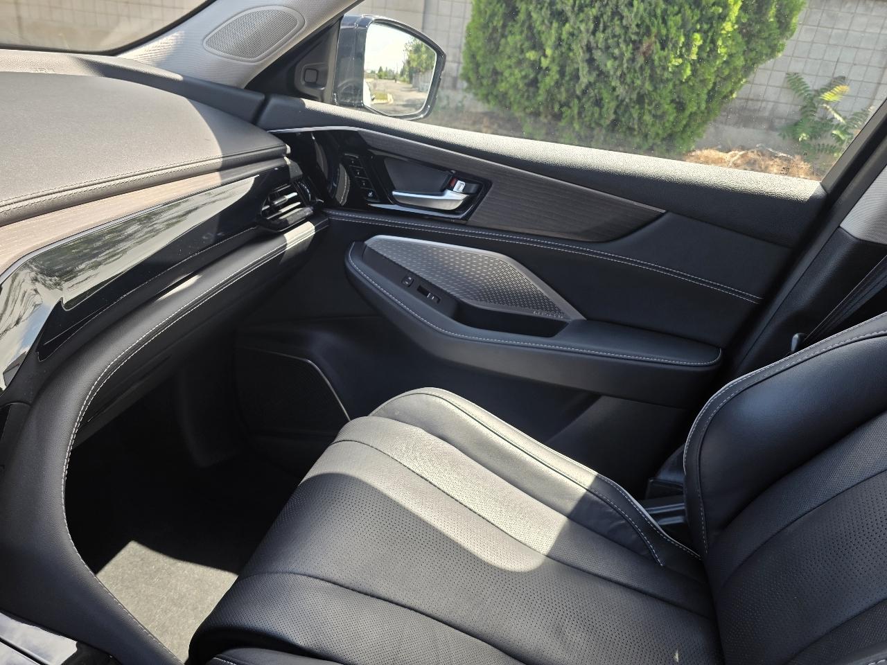 Acura MDX SH-AWD w/Advance Package 2024