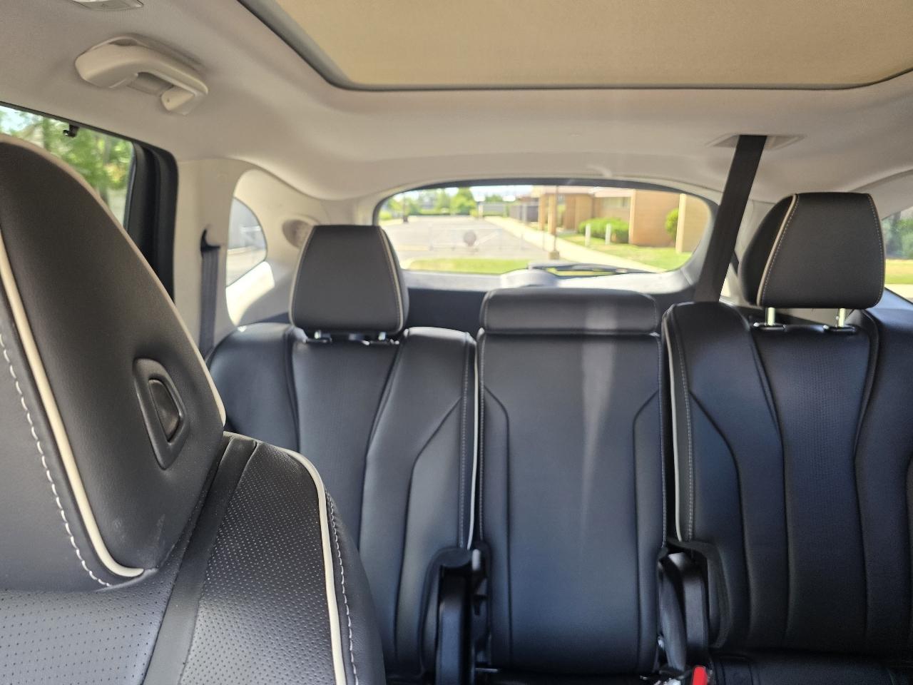 Acura MDX SH-AWD w/Advance Package 2024