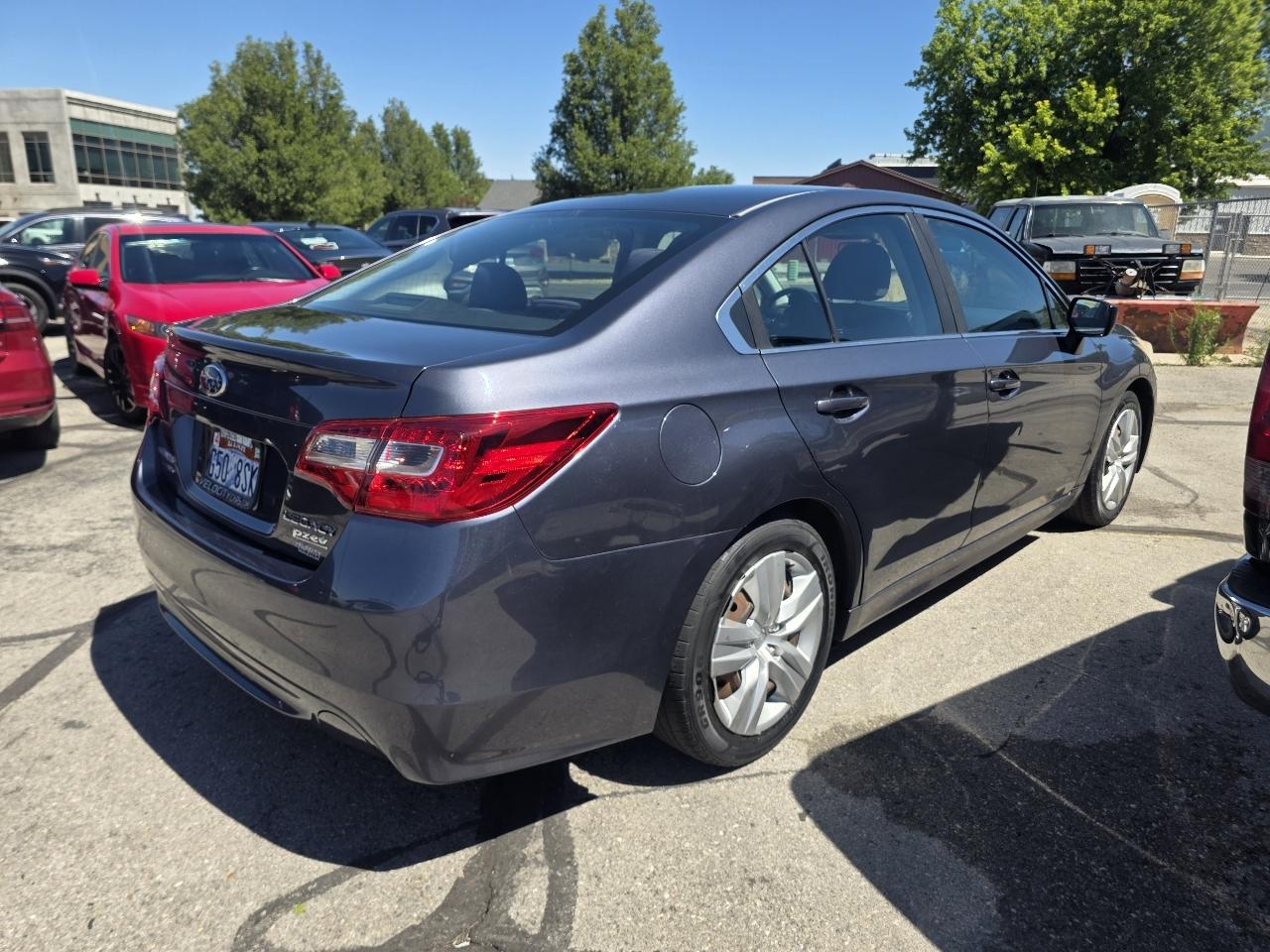 Subaru Legacy 4dr Sdn 2.5i PZEV 2015