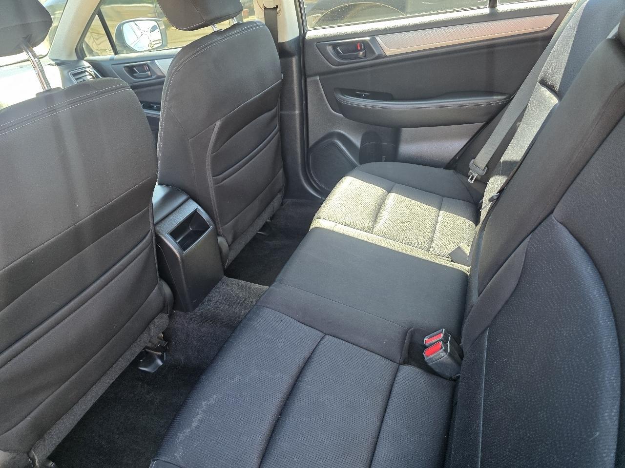 Subaru Legacy 4dr Sdn 2.5i PZEV 2015