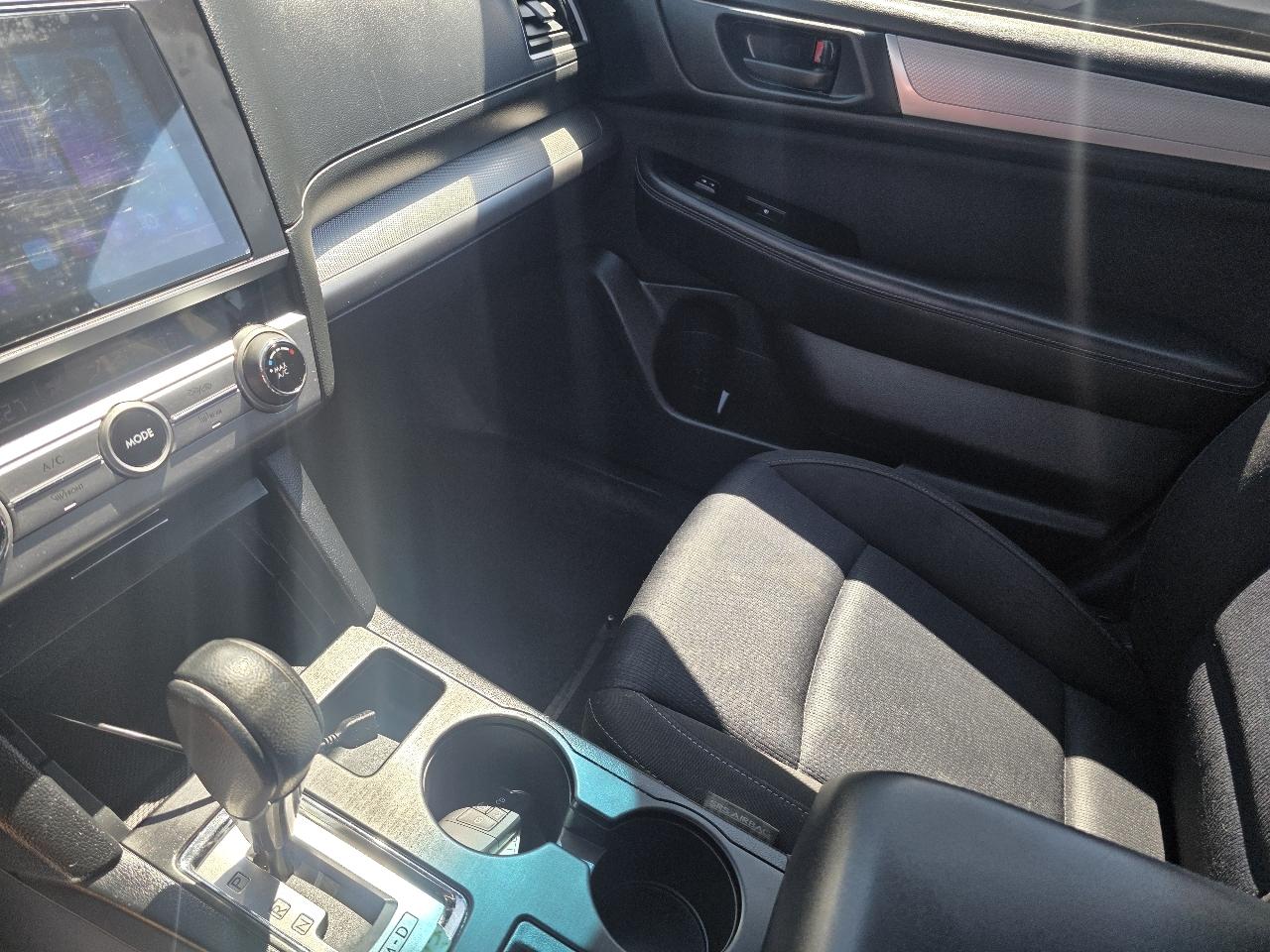 Subaru Legacy 4dr Sdn 2.5i PZEV 2015
