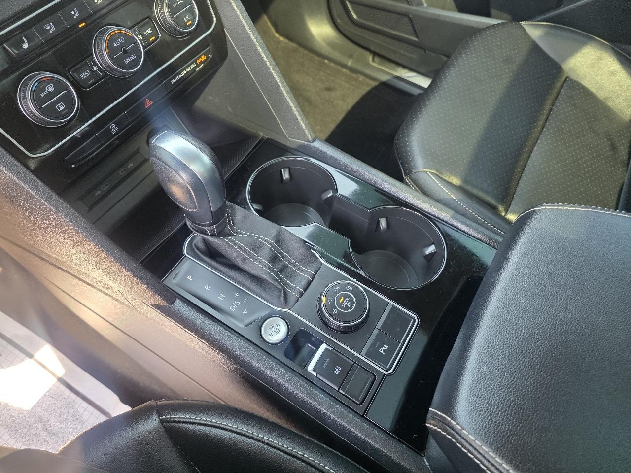 Volkswagen Atlas 3.6L V6 SE w/Technology 4MOTION 2022
