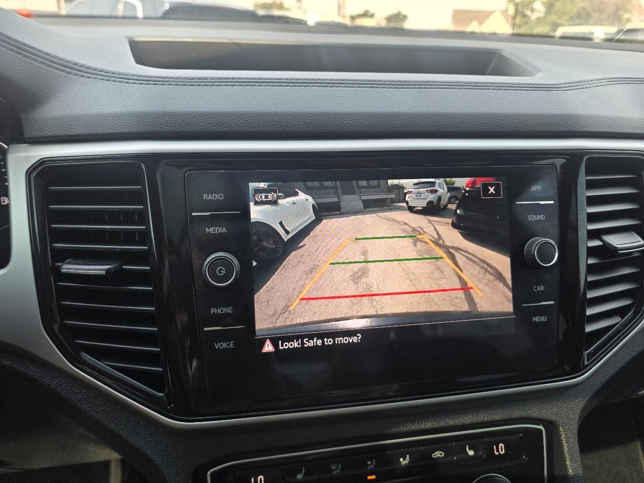 Volkswagen Atlas 3.6L V6 SE w/Technology 4MOTION 2022