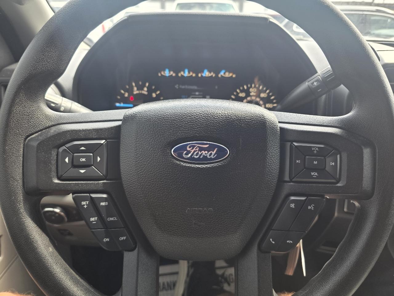 Ford F-150 4WD SuperCab 145" Lariat 2016