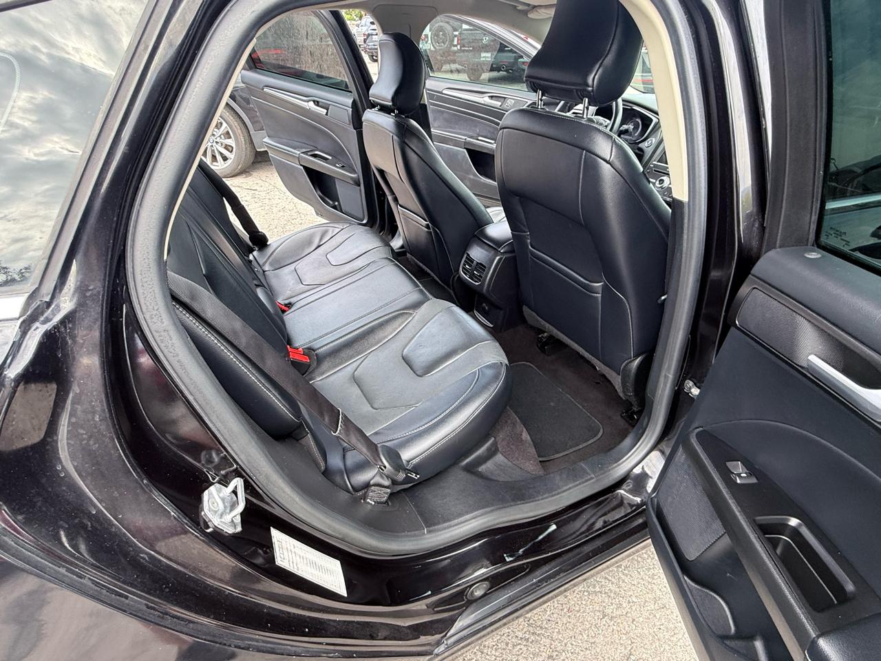 Ford Fusion Titanium AWD 2019