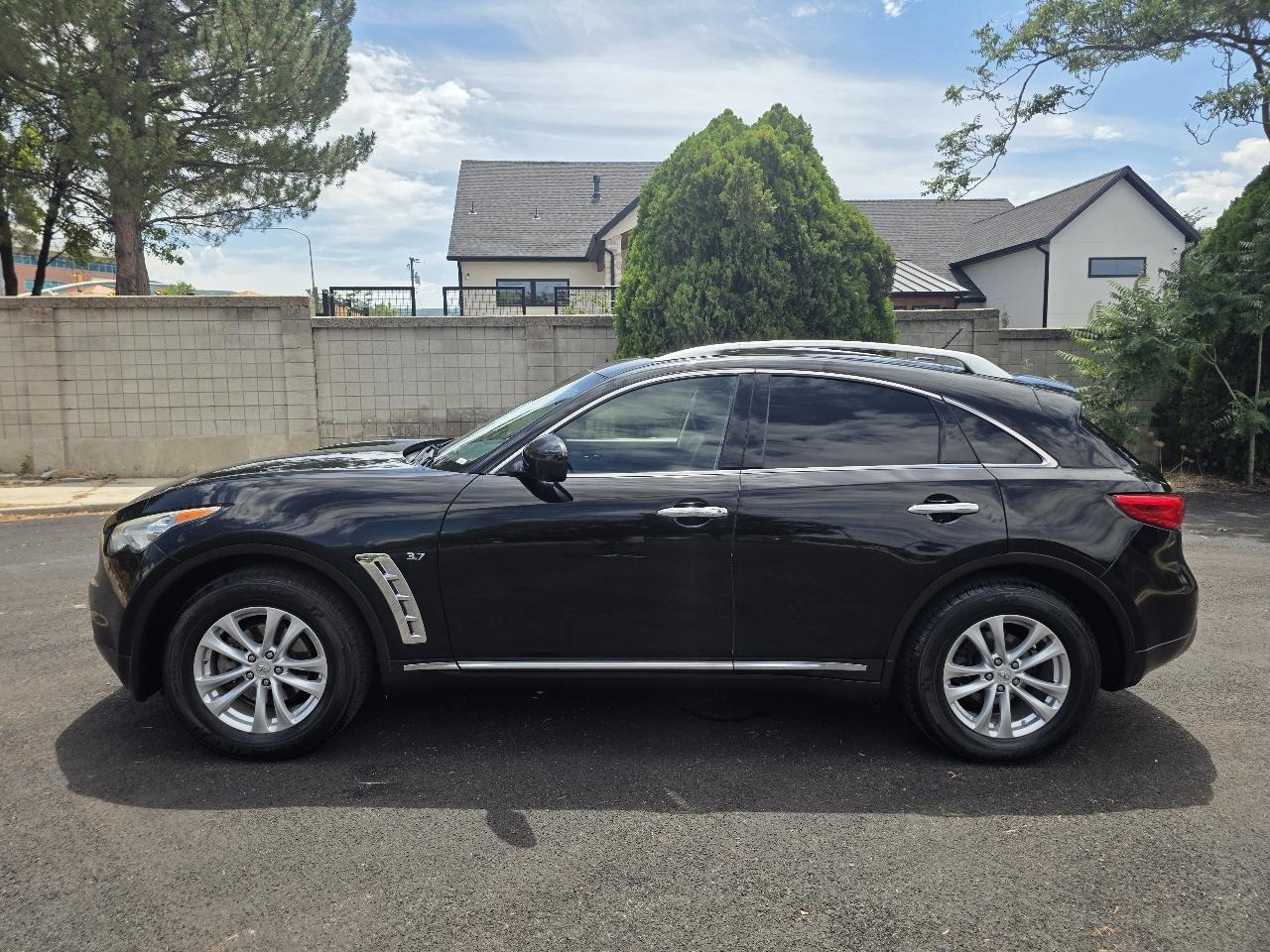 Infiniti QX70 AWD 4dr 2014