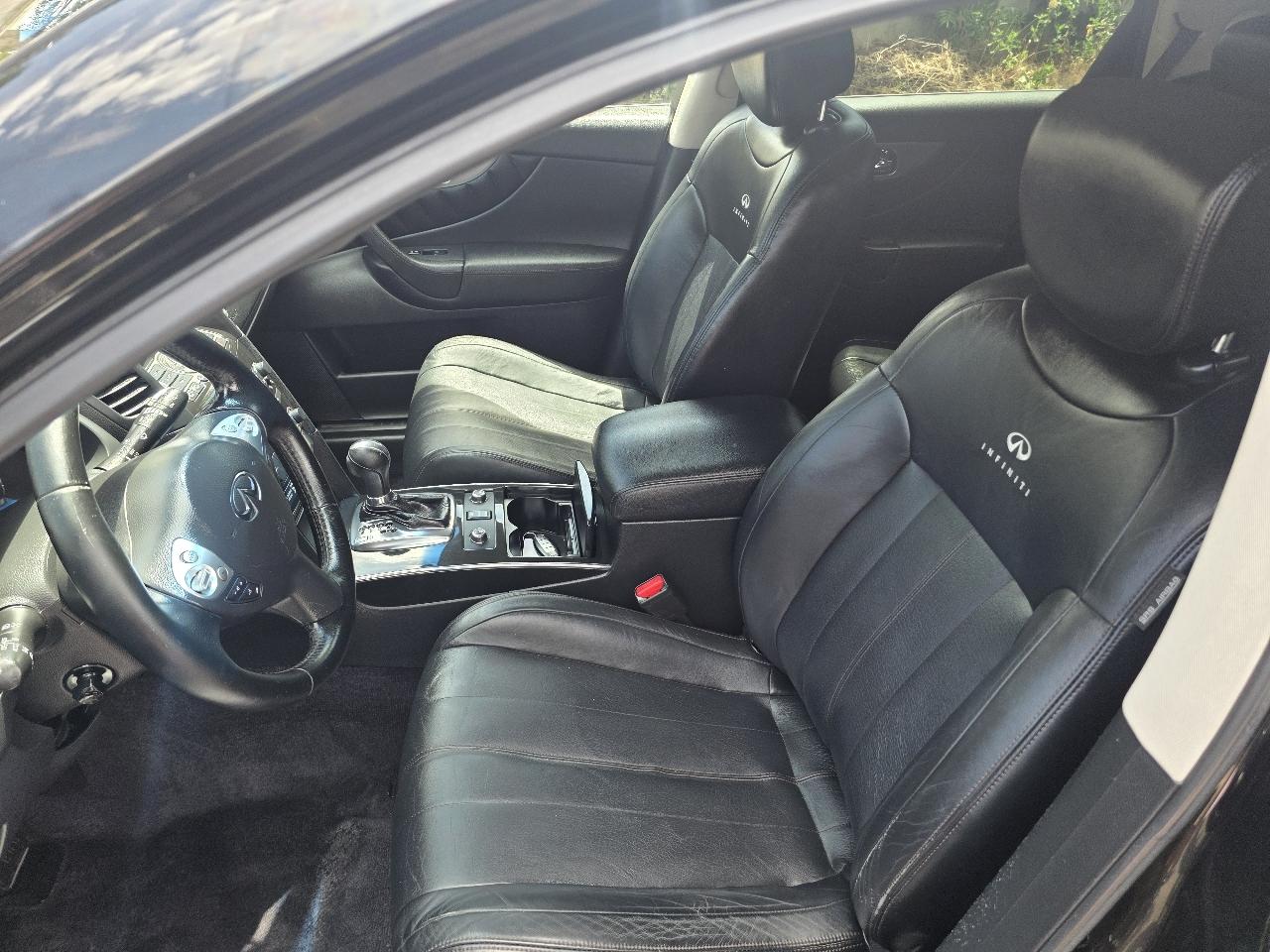 Infiniti QX70 AWD 4dr 2014