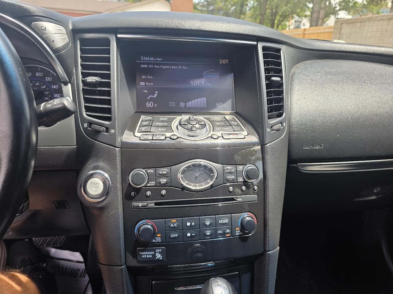 Infiniti QX70 AWD 4dr 2014