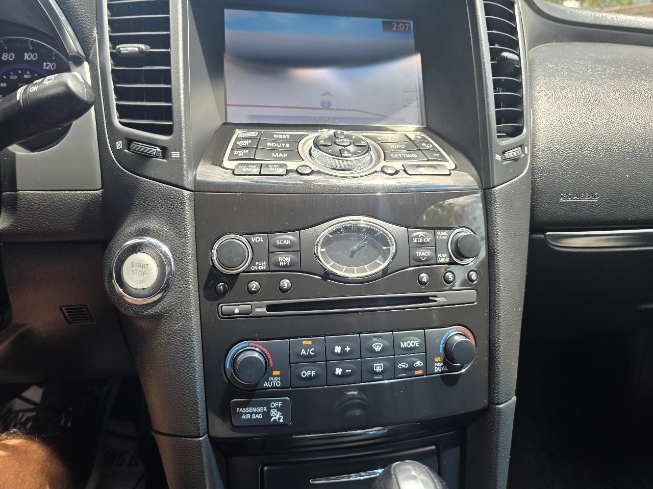 Infiniti QX70 AWD 4dr 2014