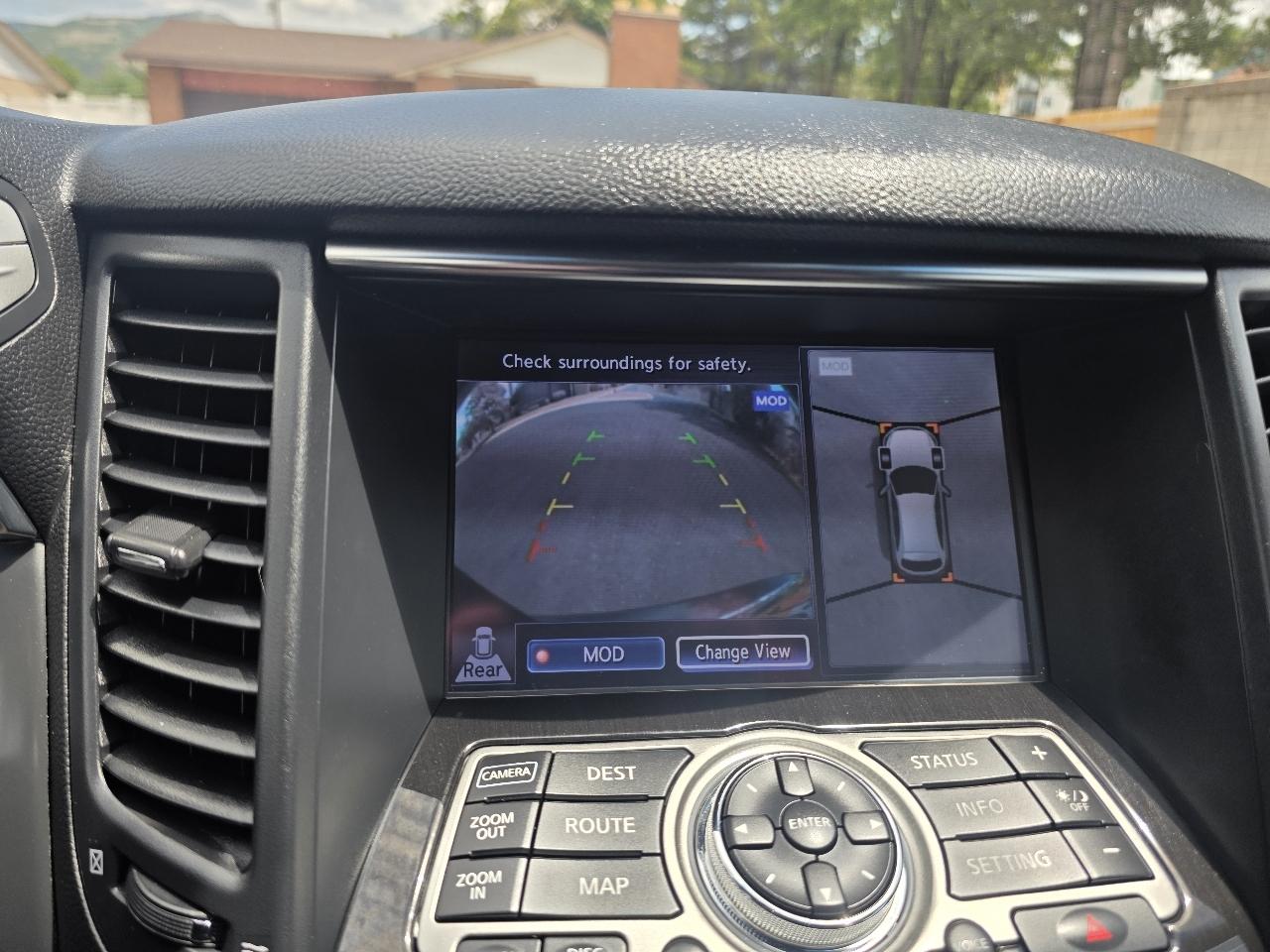 Infiniti QX70 AWD 4dr 2014