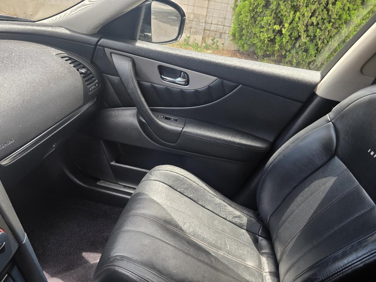 Infiniti QX70 AWD 4dr 2014