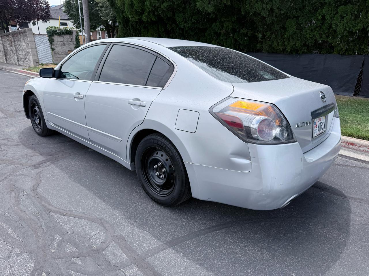 Nissan Altima 4dr Sdn I4 CVT 2.5 S 2010